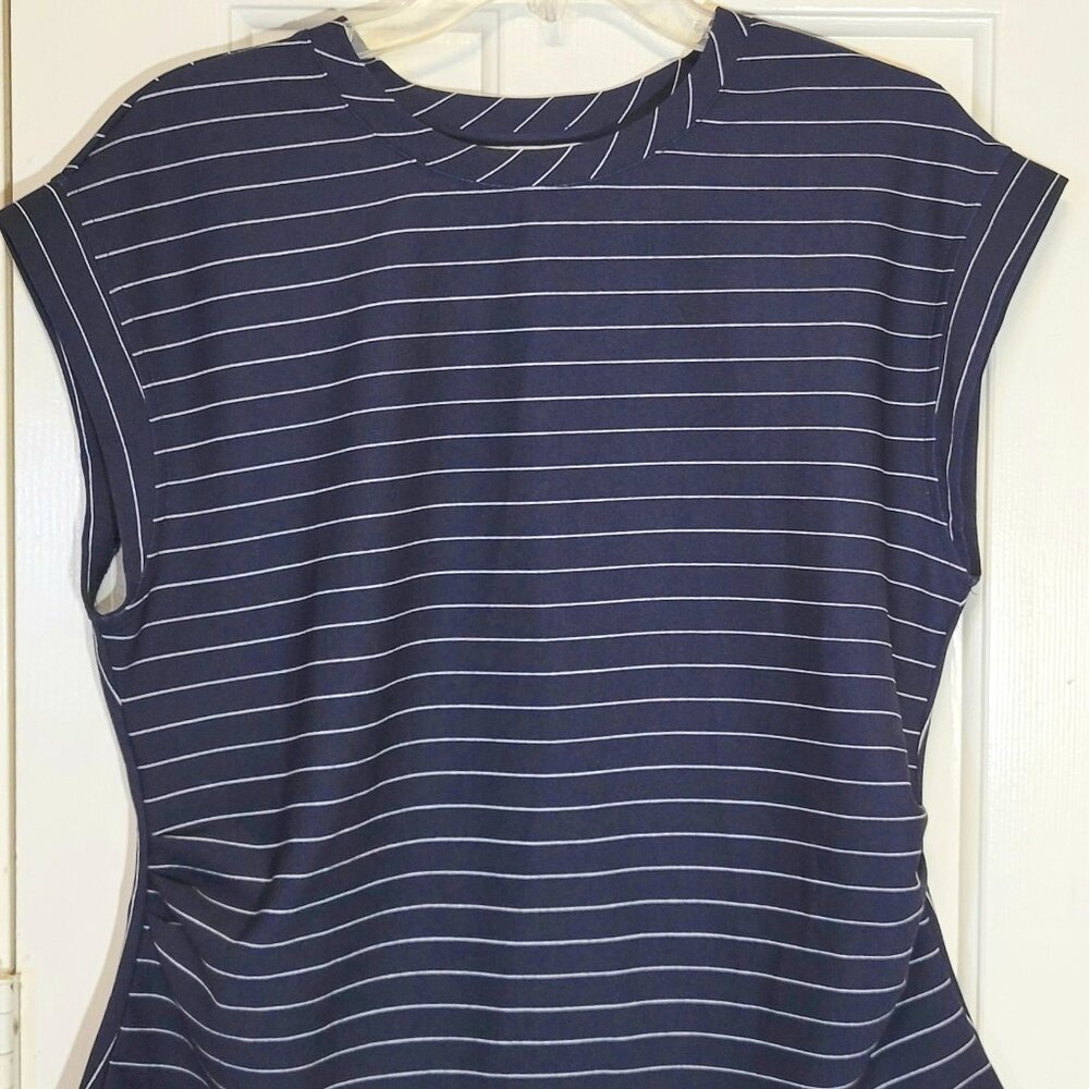 MELLODAY Blue & White Striped Cap Sleeve Shirt with Round Neck & Pinched Sides L